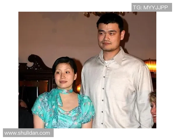 姚明的妻子属鸡揭秘两人甜蜜生活背后的生肖缘分 姚明的妻子属鸡揭秘两人甜蜜生活背后的生肖缘分