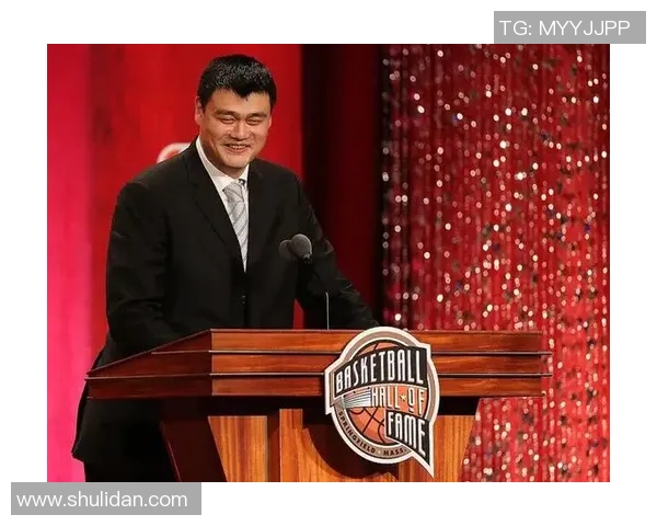 姚明：从篮球场上的巨人到中国体育的传奇符号