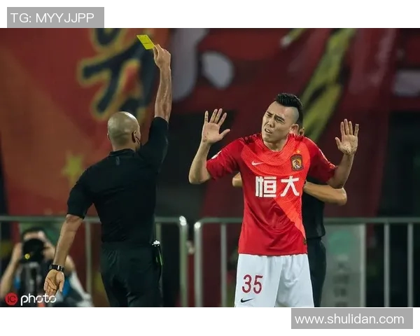 中超足球明星发型大揭秘这些造型让你瞬间变身球场焦点