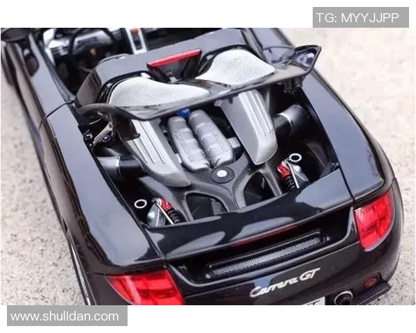 足球明星手办模型推荐让你在家也能感受绿茵场的热血激情