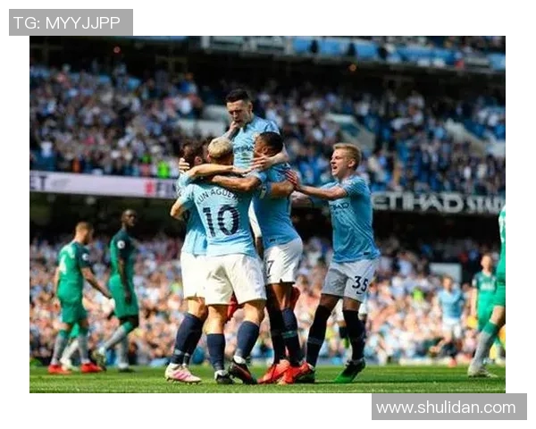 当今足球界最强阵容明星球员盘点与分析 当今足球界最强阵容明星球员盘点与分析