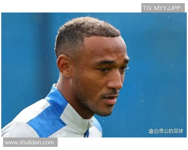 足球巨星伊布是否已经宣布退役引发球迷热议与关注 足球巨星伊布是否已经宣布退役引发球迷热议与关注